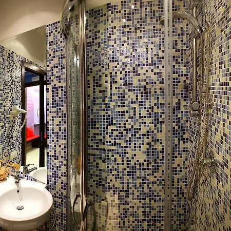 Relais Oda ve Kahvaltı 2*